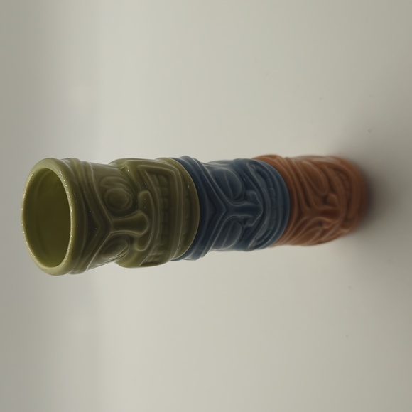 2010 KC Hawaiian totem shot glass set of 3 - Picture 2 of 3